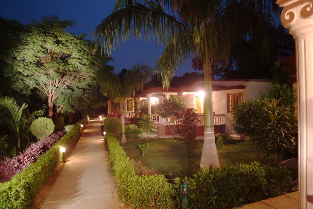 Tiger'S Den Resort Bandhavgarh National Park Εξωτερικό φωτογραφία
